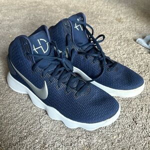 NEW Nike Women’s Blue Hyperdunk 2017 TB Size 11.5